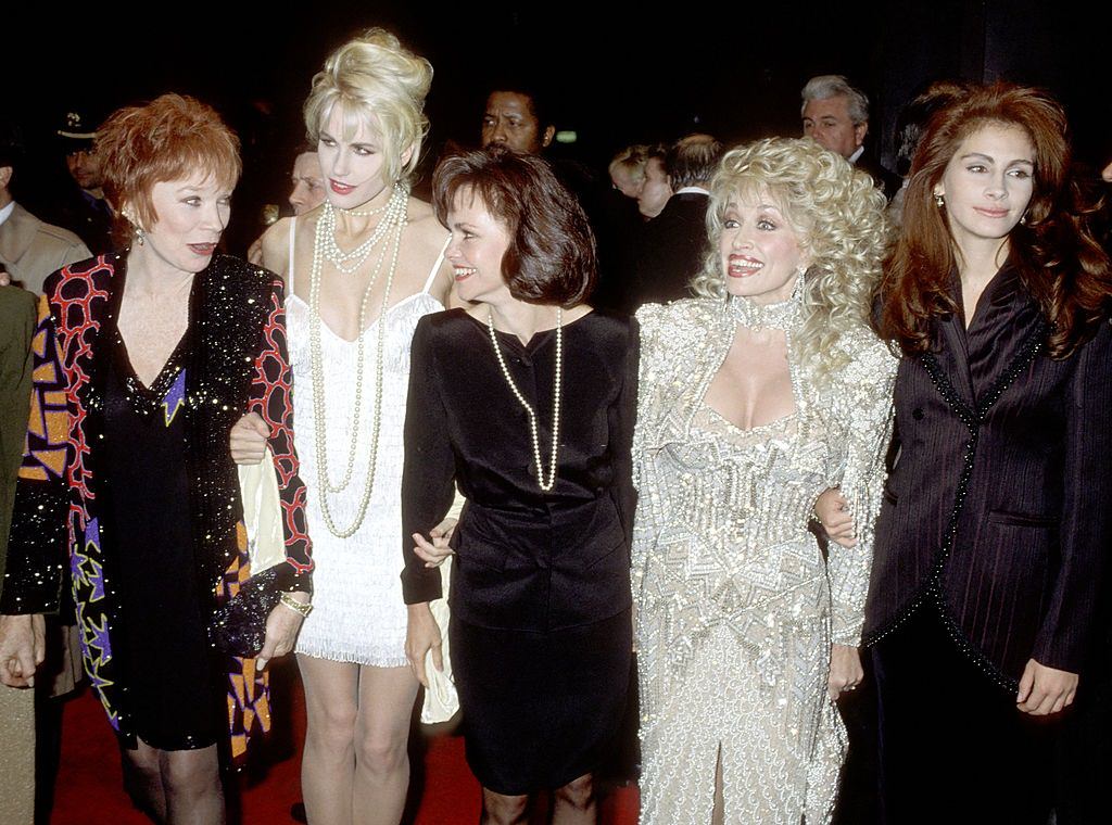 Julia Roberts With Daryl Hannah, Sally Field and Dolly Parton, 1989