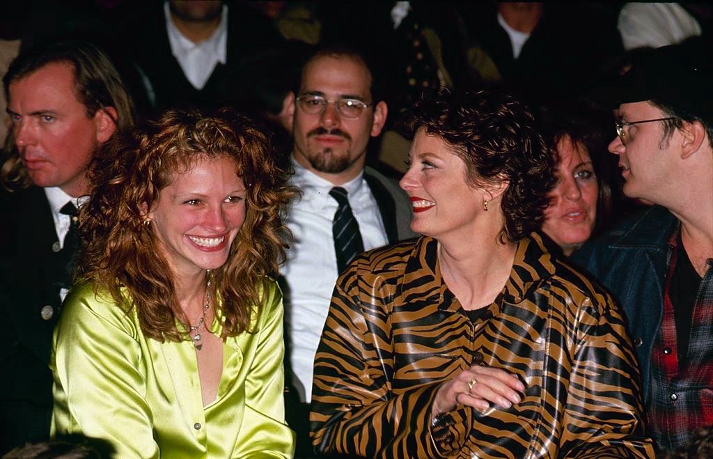 Julia Roberts with Susan Sarandon and Tim Robbins, 1995