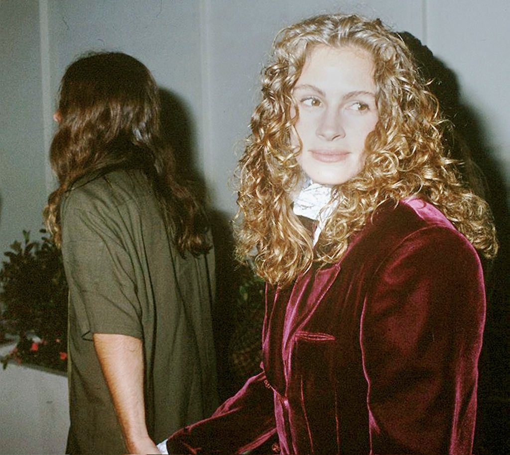 Julia Roberts at the Premiere of 'Bob Robers', 1992