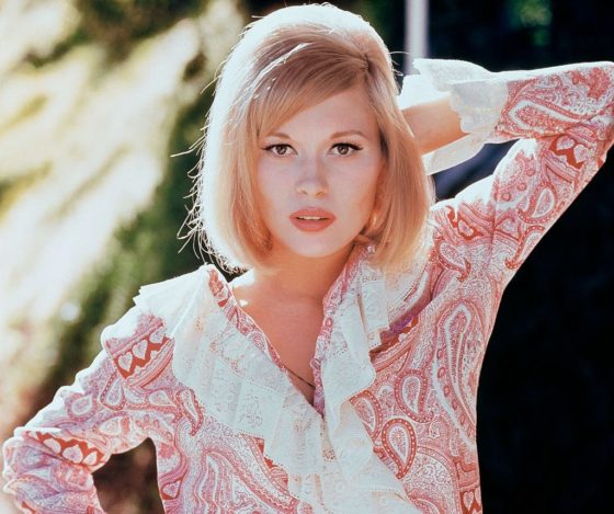 Young Faye Dunaway: Life Story And Fabulous Photos From Her Early Career