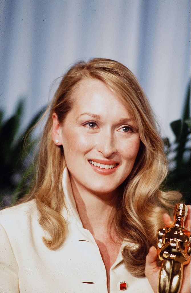 Meryl Streep poses backstage after winning "Best Supporting Actress" during the 52nd Academy Awards, 1980