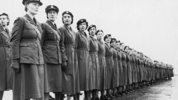 WWII women uniform