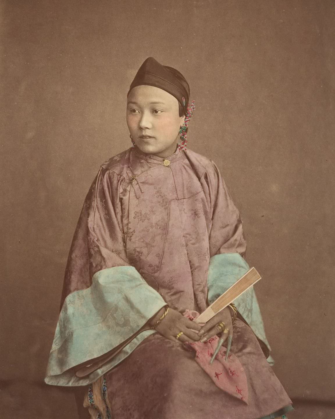 Spectacular Hand-Colored Portraits Of Mid-1870s Chinese People