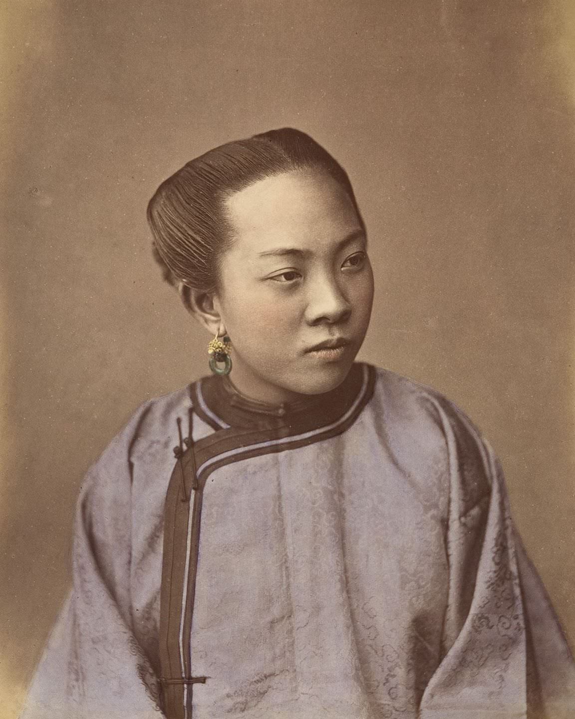 Spectacular Hand-Colored Portraits Of Mid-1870s Chinese People