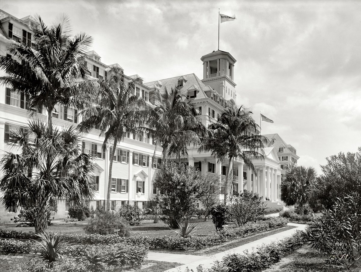 Hotel Royal Poinciana, Palm Beach, Florida circa 1900