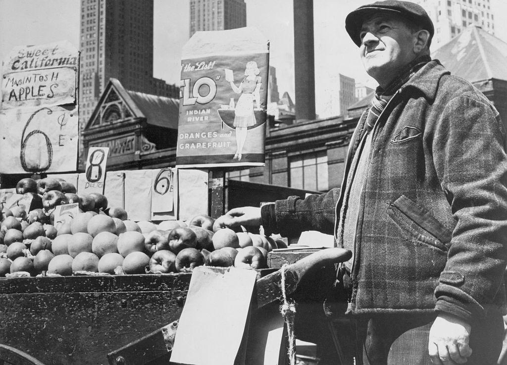 New York apple seller in the 1930's.
