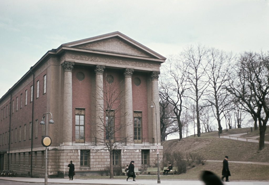 Norrtullsgatan street in the northern part of Stockholm city, 1944