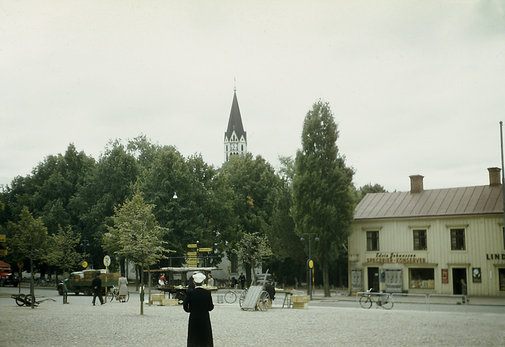 The Main Square in Motala. In the background is Motala church, 1944