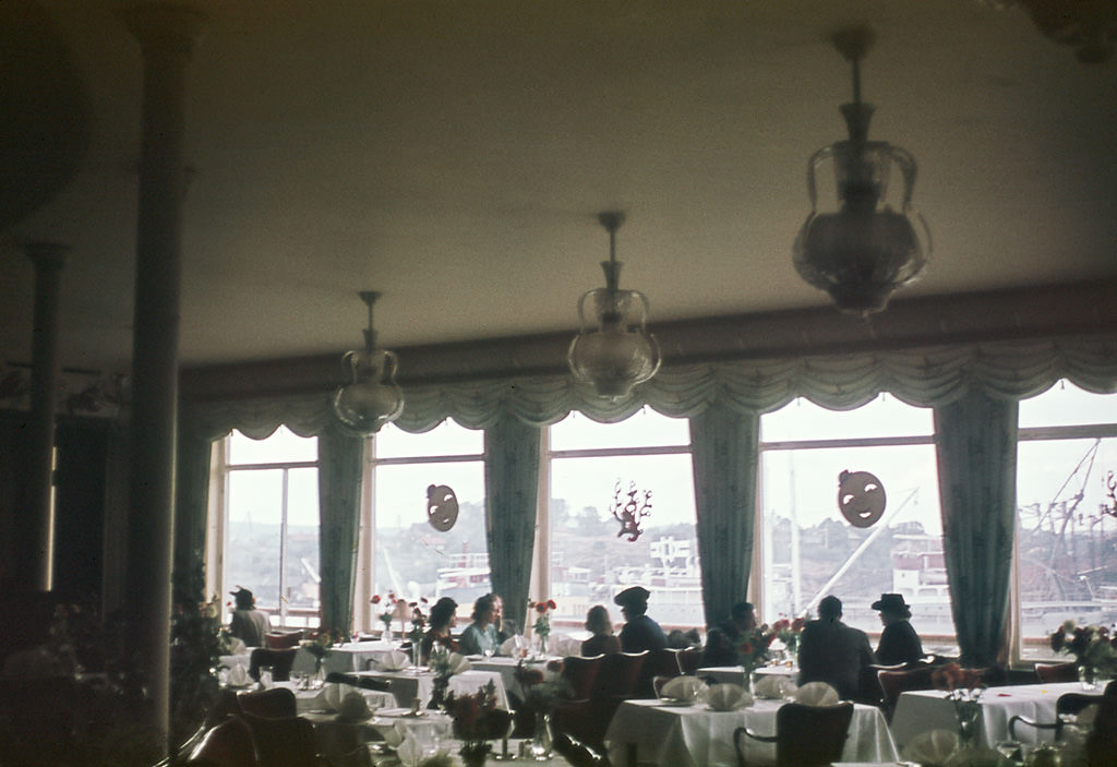 Henriksberg Restaurant, also called the Lind House, at Stigbergsliden in Gothenburg, 1944