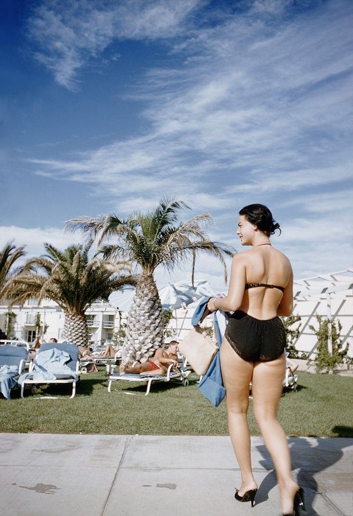 Actress and model Kitty Dolan at the pool of The Tropicana Hotel in 1958 in Las Vegas