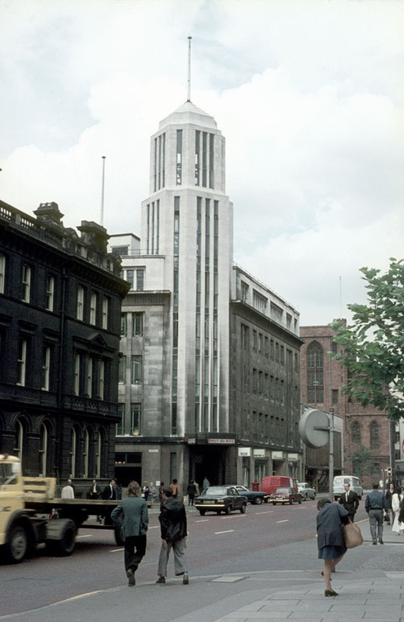 Northcliffe House at the junction of Deansgate and Hardman Street, around 1971.