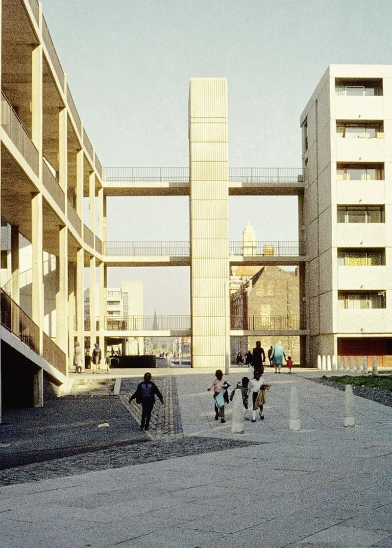 View along Hulme Walk in 1972, showing lift tower and walkways linking Charles Barry Crescent, Robert Adam Crescent and Hawksmoor Close.