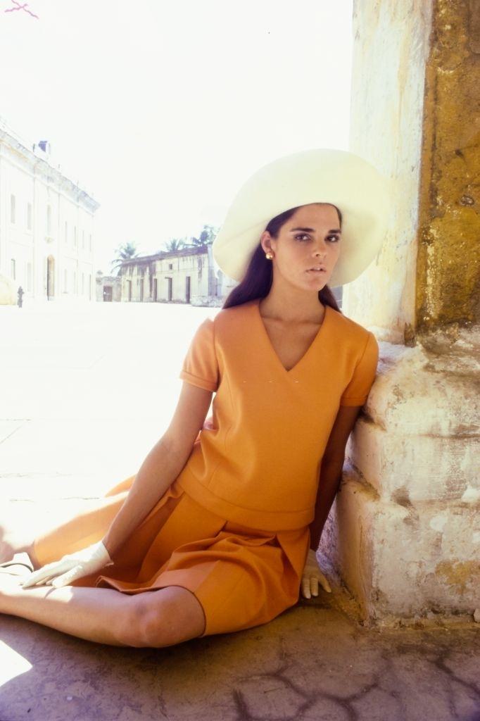 Young Ali MacGraw, 1969.