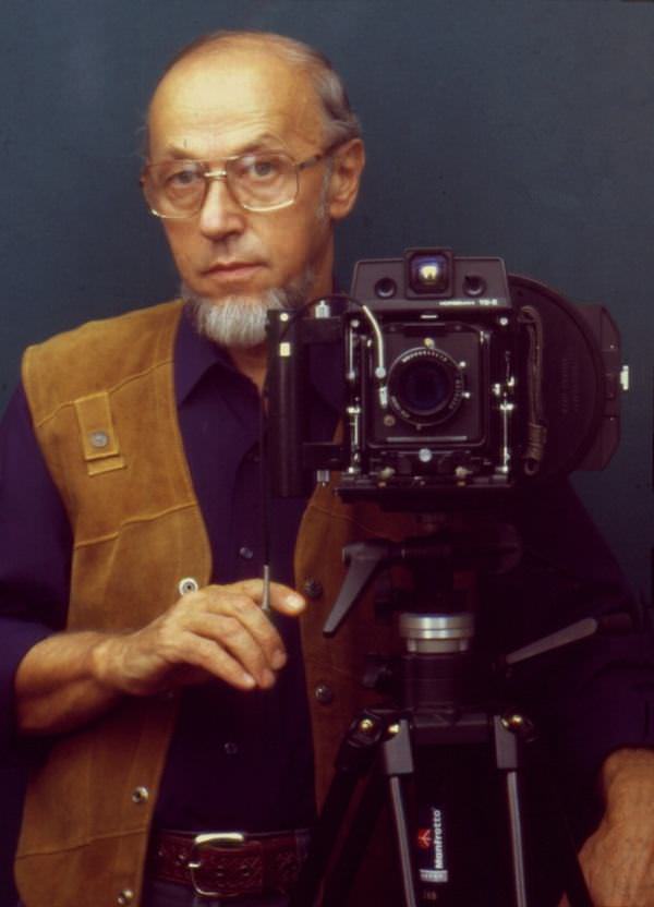 Polish photographer Zbigniew Zugaj takes a mirror selfie, date unknown.