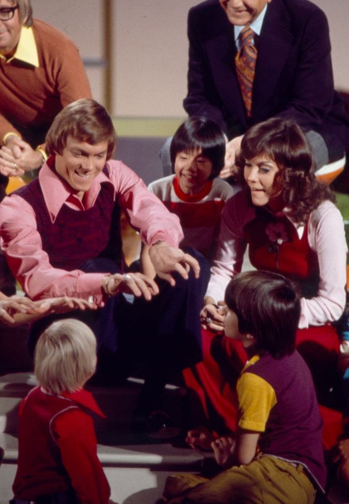 Karen Carpenter and Richard Carpenter on the ABC tv special 'Robert Young with the Young', 1973.