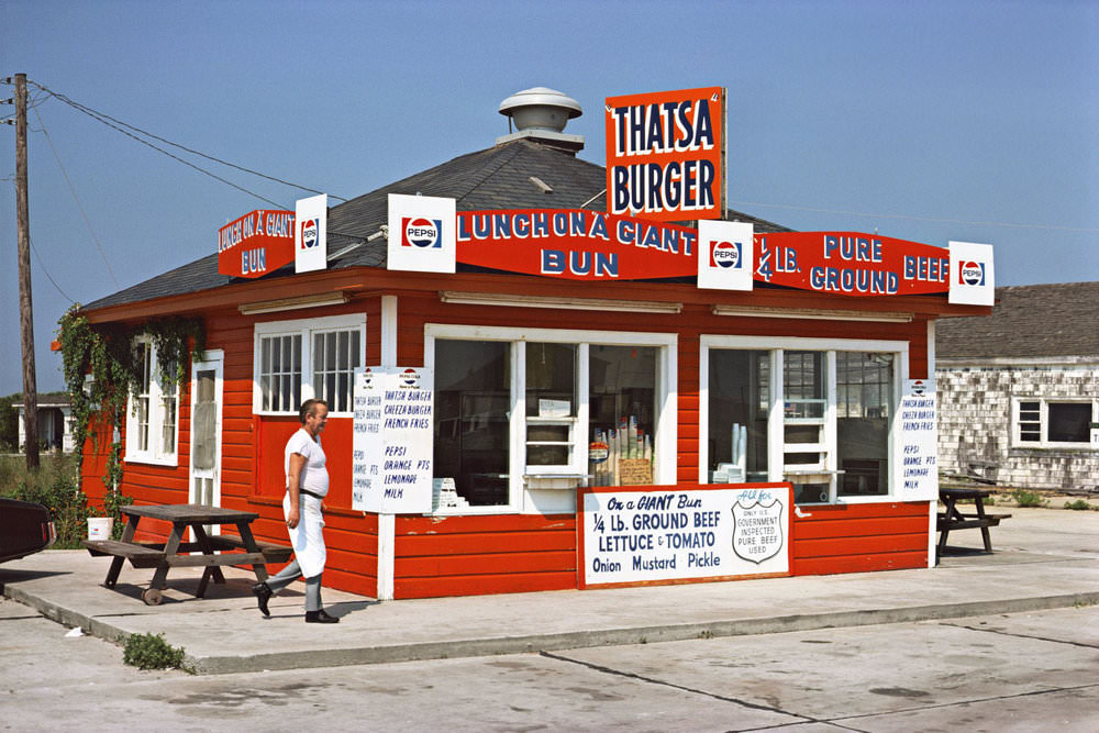 Nags Head: Dazzling Photos Show The Beach Lives Of North Carolina In The Summer Of 1975