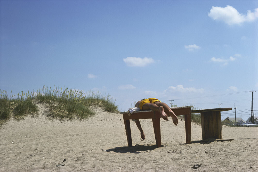 Nags Head: Dazzling Photos Show The Beach Lives Of North Carolina In The Summer Of 1975