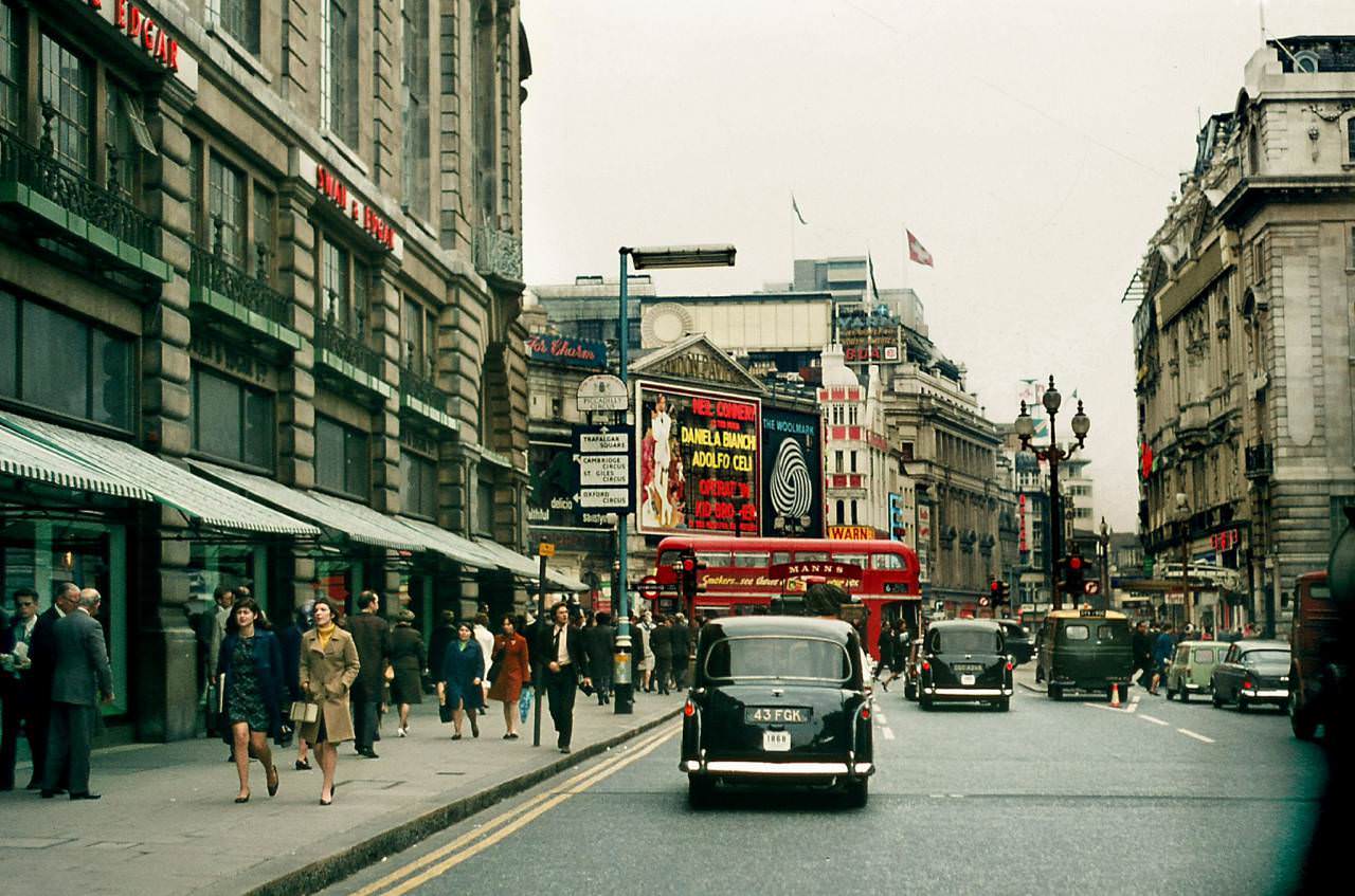 Piccadilly Circus,.Operation Kid Brother.1967