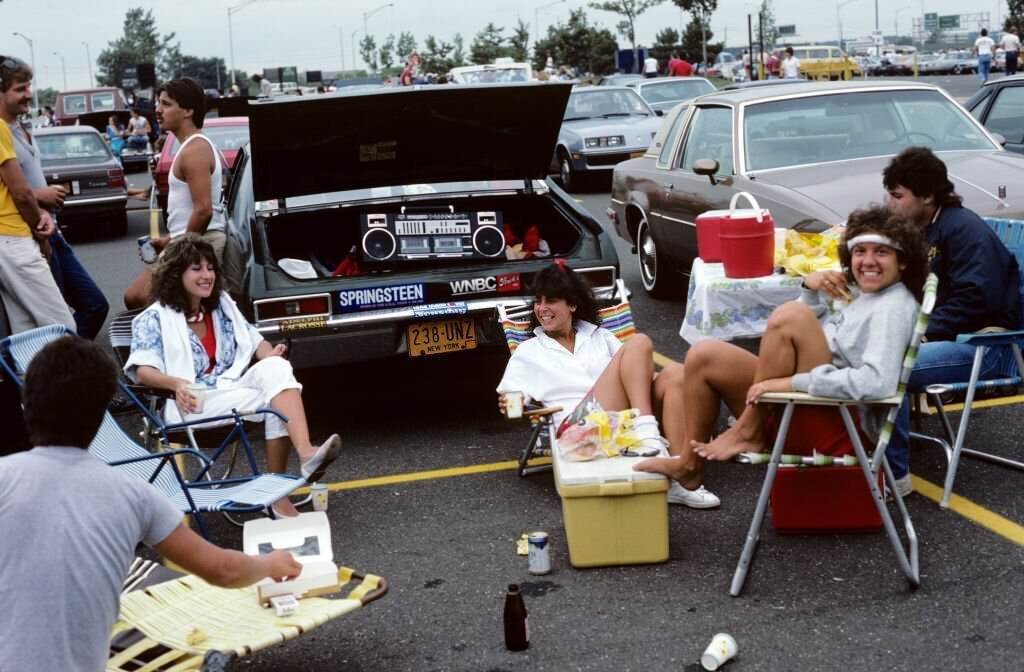 Bruce Springsteen enjoying a picnic with boombox, 1985