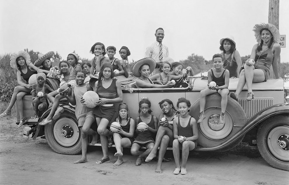 Fascinating Vintage Of Black Women From Washington, D.C.'s Scurlock Studio