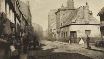 Old Glasgow: Rare Historic Photos Of Streets And Life Of Glasgow’s Slums From 1860s