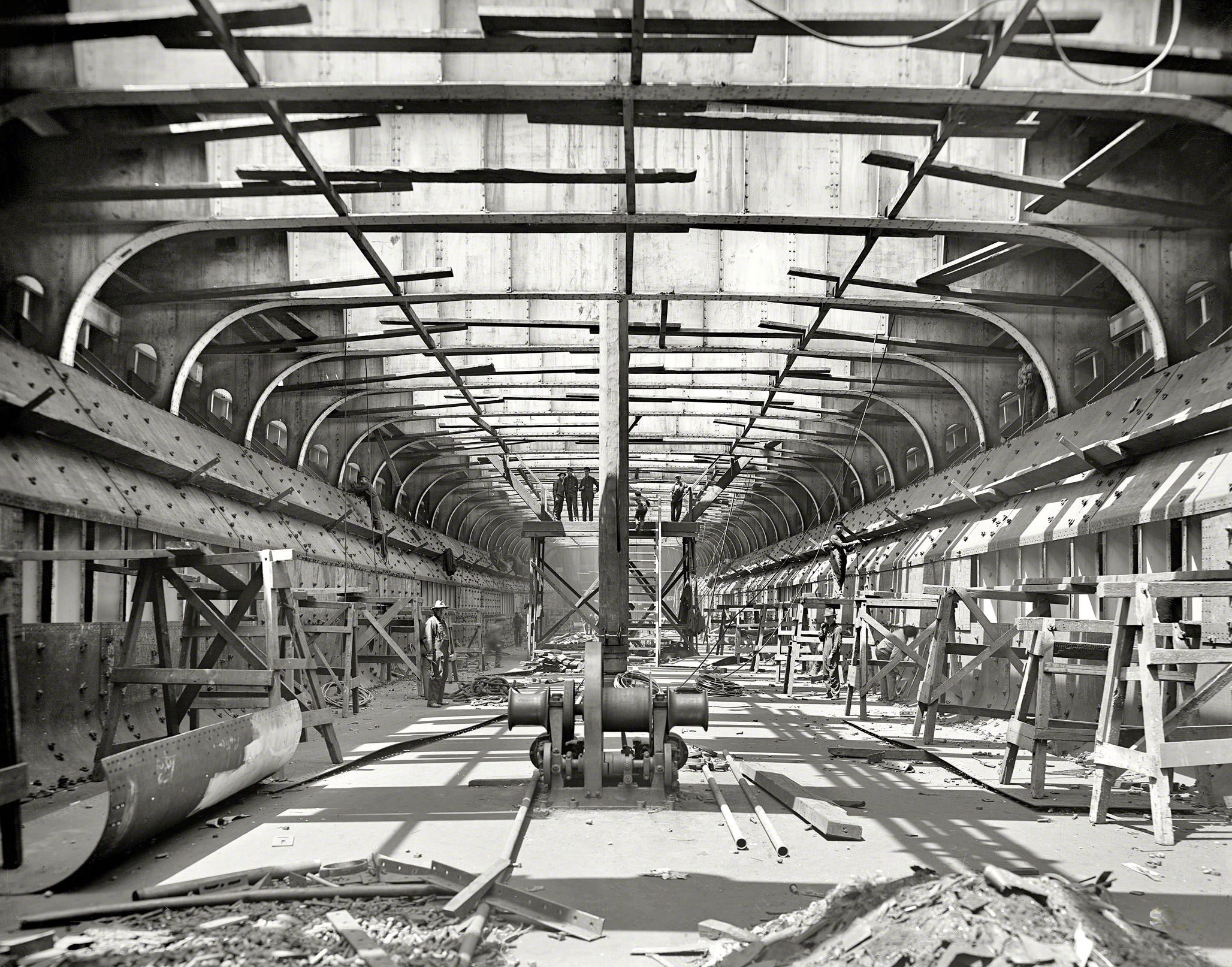Steamer William E. Corey, interior of hold, South Chicago circa 1905