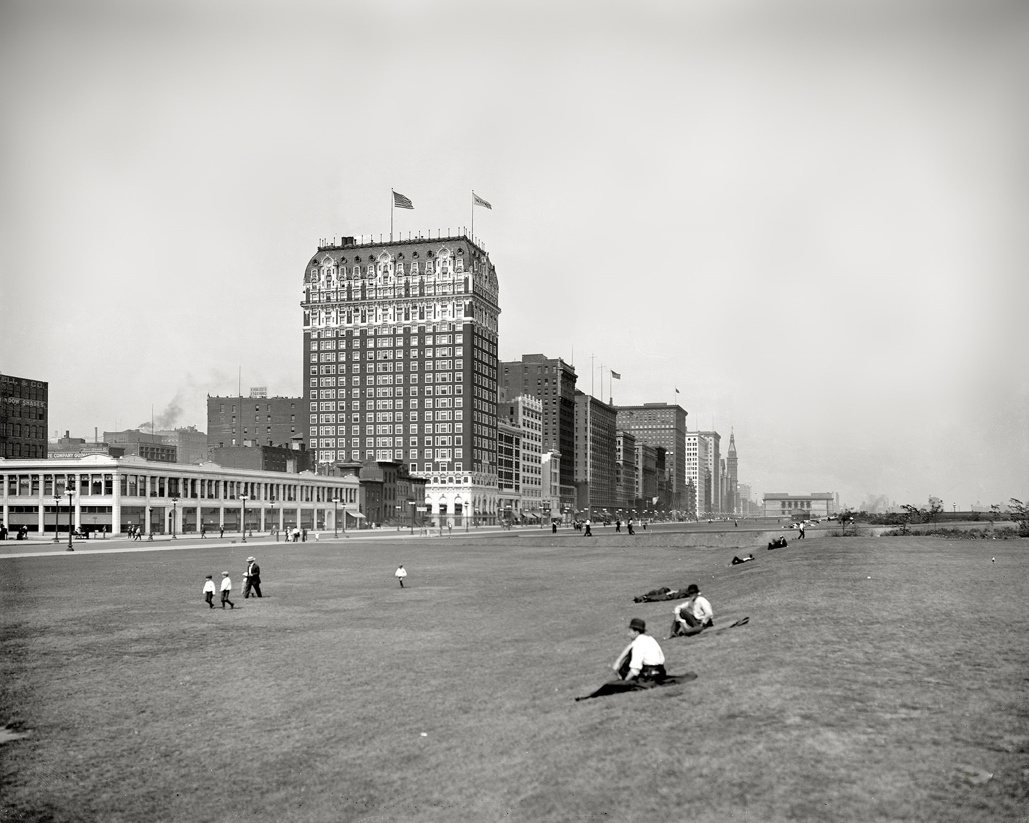 Grant Park and Blackstone Hotel on Michigan Avenue, Chicago, 1910