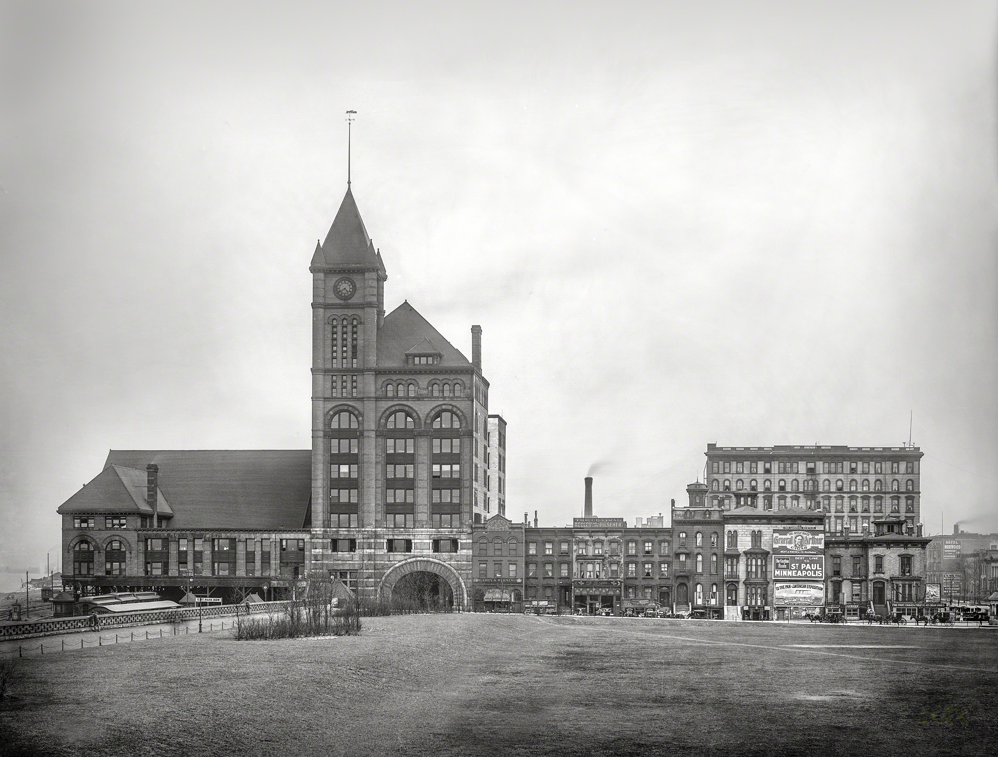 Illinois Central Depot, 12th Street and Park Row, Chicago, 1901