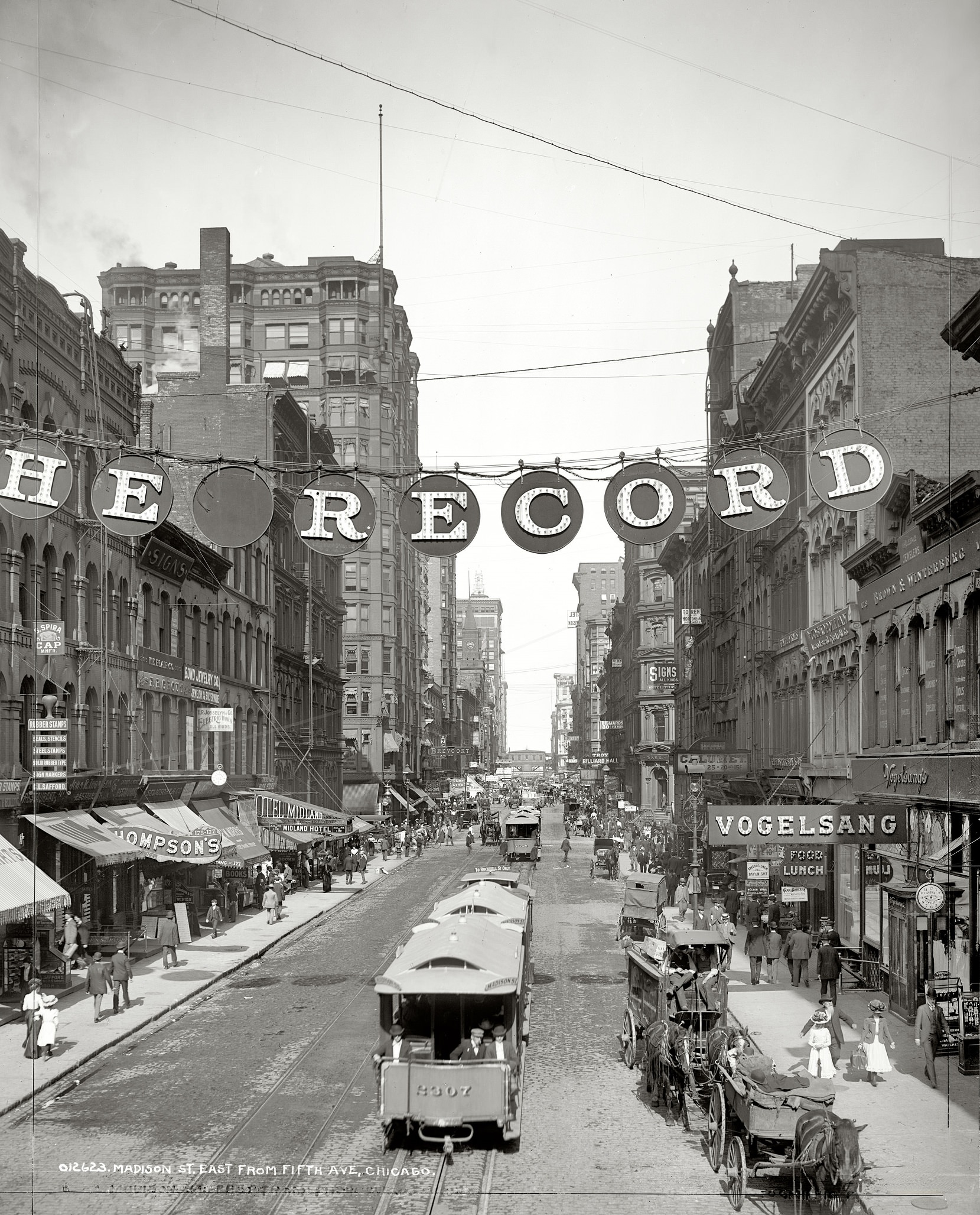 Madison Street east from Fifth Avenue, Chicago, 1900