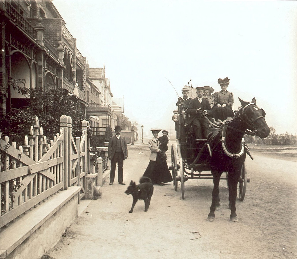 Belgian people on horse wagon in 1907