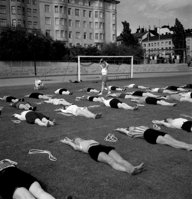 Housewife gymnastics at Zinkensdamm's sports ground, Södermalm.