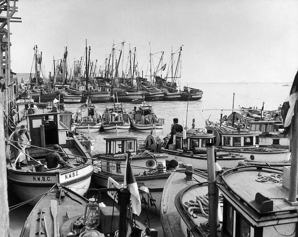 A fishing port and its boats at the end of the day off Vancouver, 1950s.