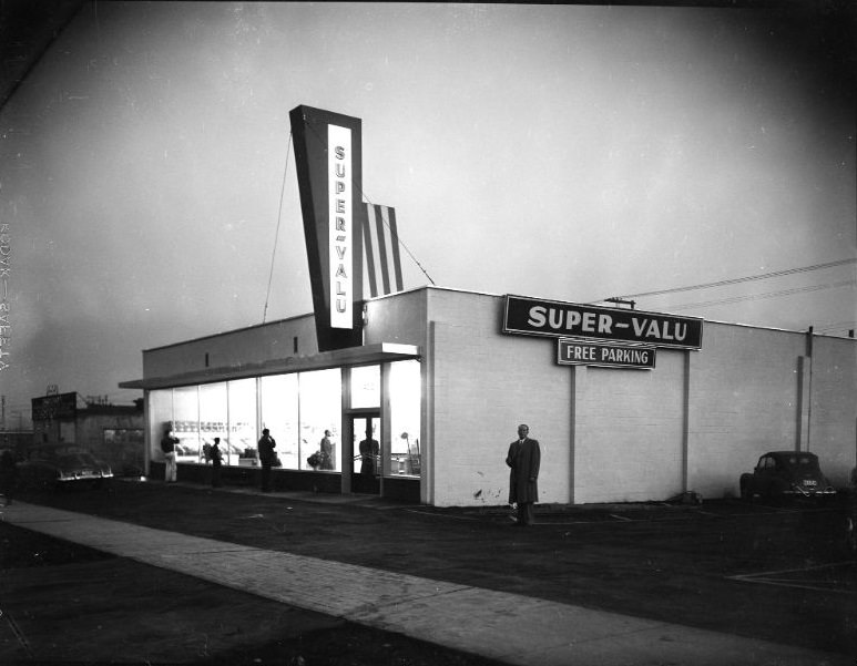 Supervalu Supermarket, East Hastings, Vancouver, 1952