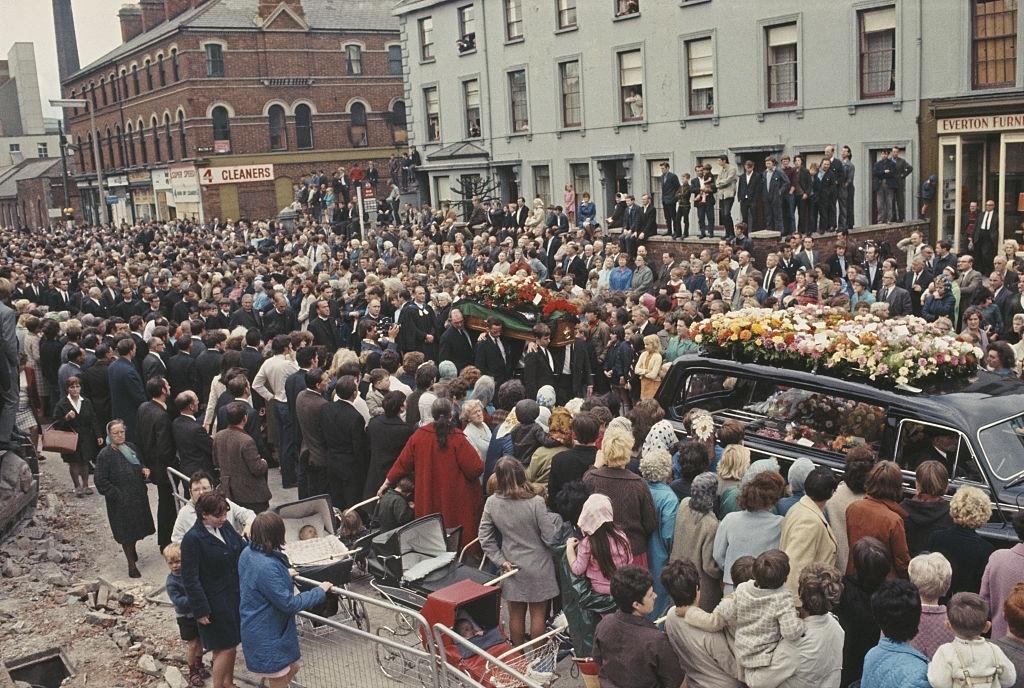 Funeral march of David Linton, a protestant civilian shot dead by nationalist gunmen during fighting and rioting in the city, Belfast, Northern Ireland, August 1969.