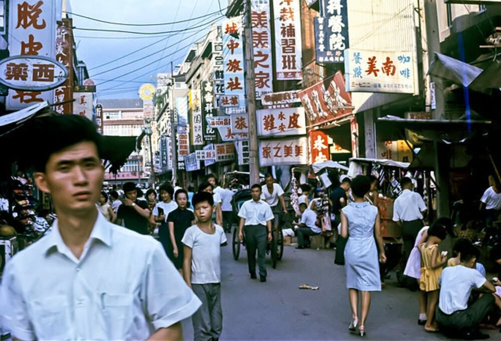 Street view, Taipei, 1960s
