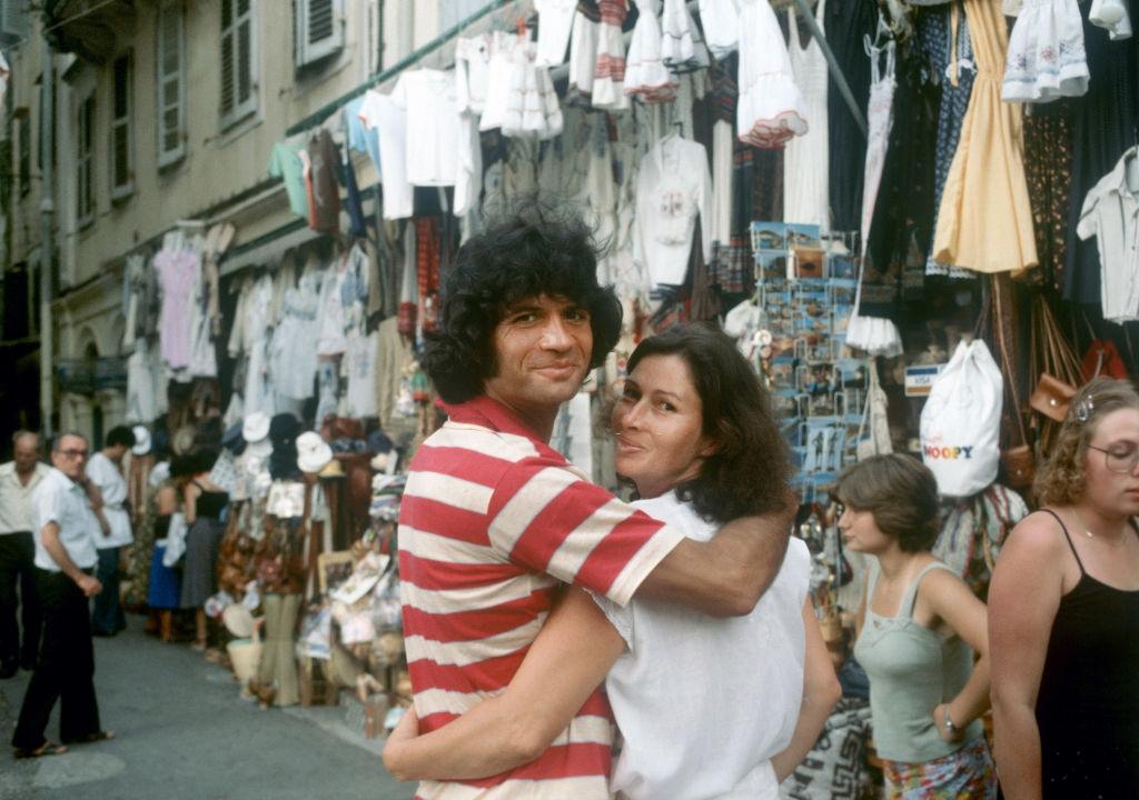 The German pop singer Costa Cordalis, in the Greek island of Corfu in August 1979.