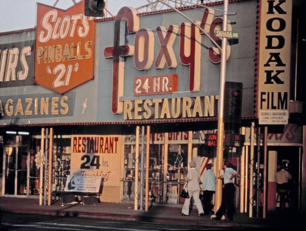 A view of Foxy's Restaurant on the Las Vegas Strip, 1975.