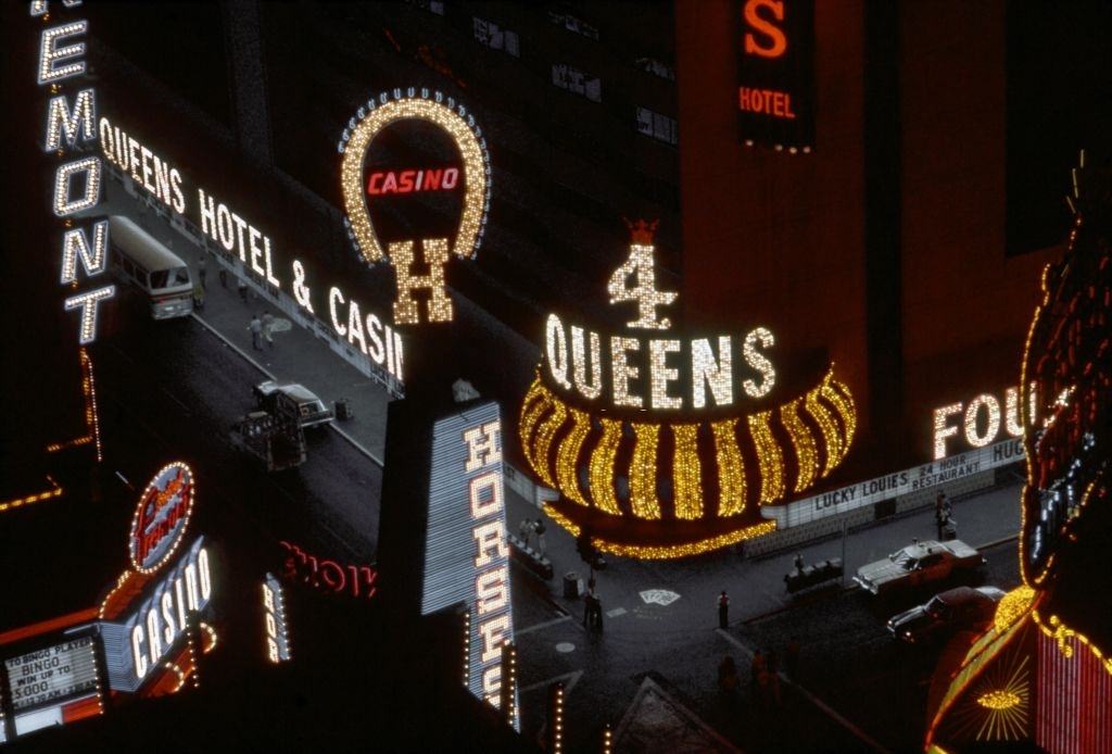 4 Queens Hotels at night, 1977.