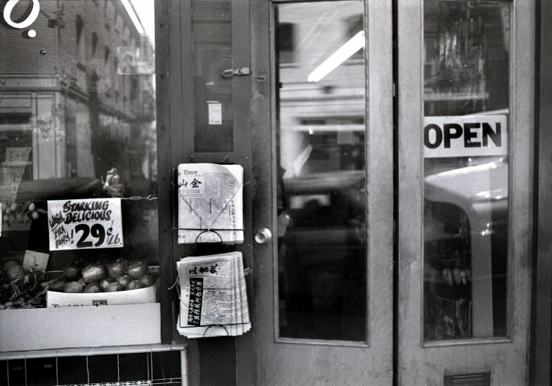 Grant Street grocery, Chinatown-North Beach district, San Francisco, 1970
