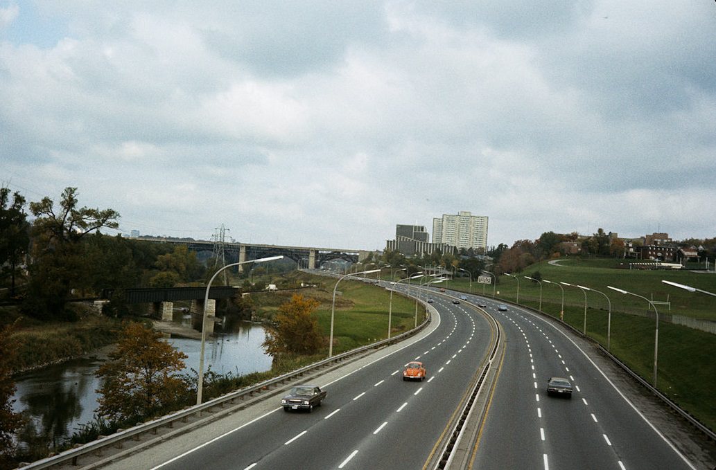 Southbound on the Don Valley Parkway