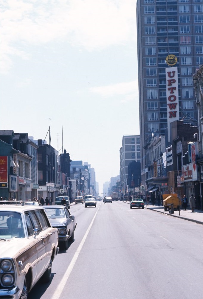 Yonge and Bloor Streets, Uptown Theatre