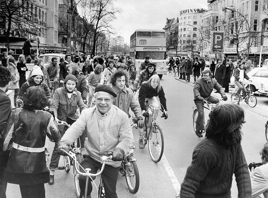 Cyclists on Kurfürstendamm in Berlin during the oil crisis, 1973.