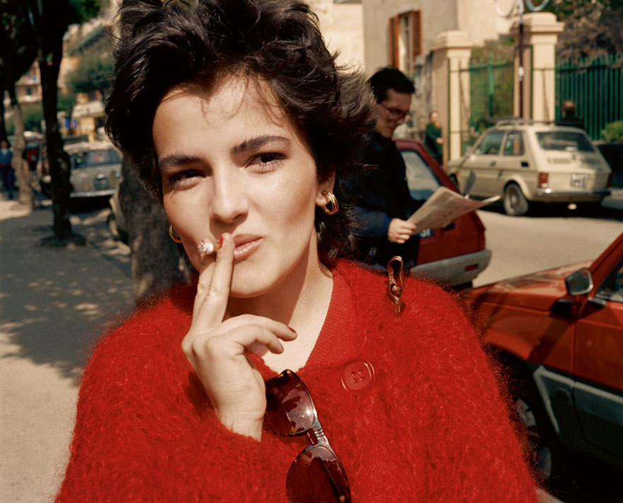 Dazzling Vintage Photos Show Life In 1980s Italy