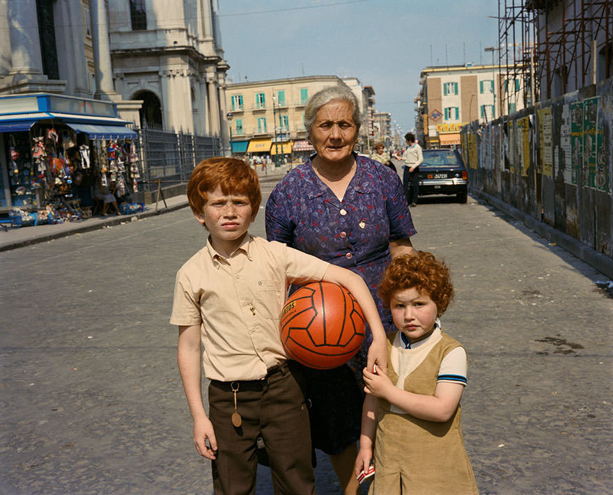 Dazzling Vintage Photos Show Life In 1980s Italy