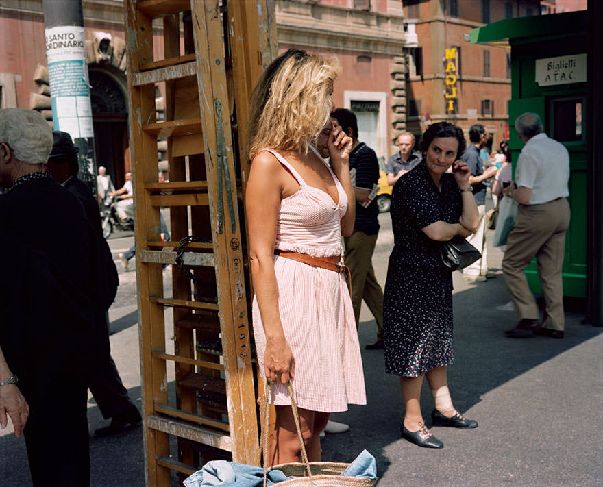 Dazzling Vintage Photos Show Life In 1980s Italy