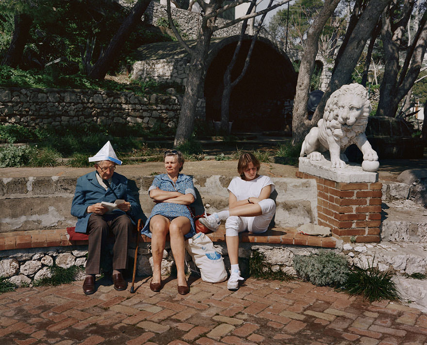 Dazzling Vintage Photos Show Life In 1980s Italy