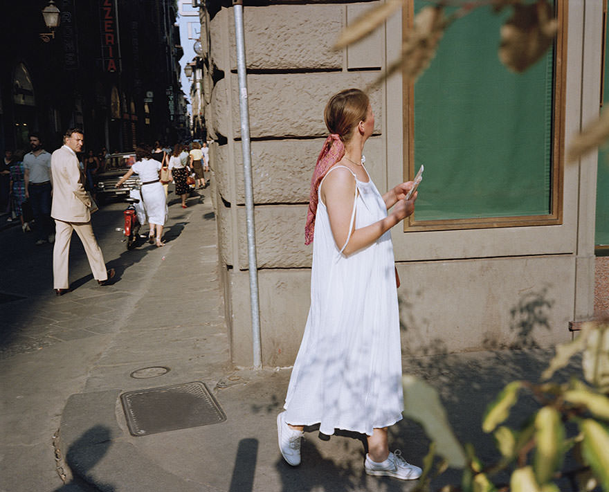 Dazzling Vintage Photos Show Life In 1980s Italy