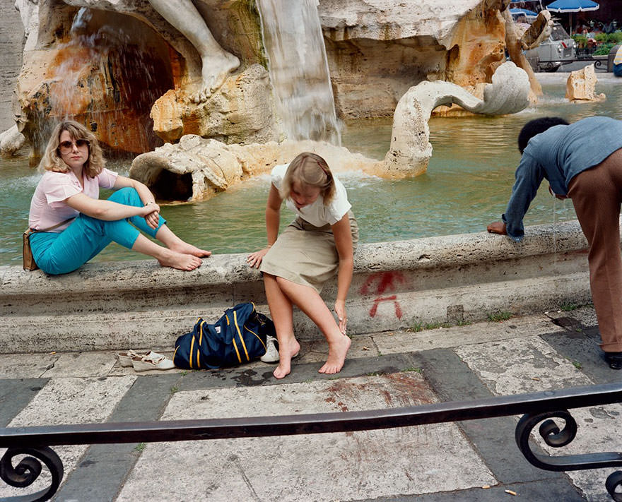 Dazzling Vintage Photos Show Life In 1980s Italy