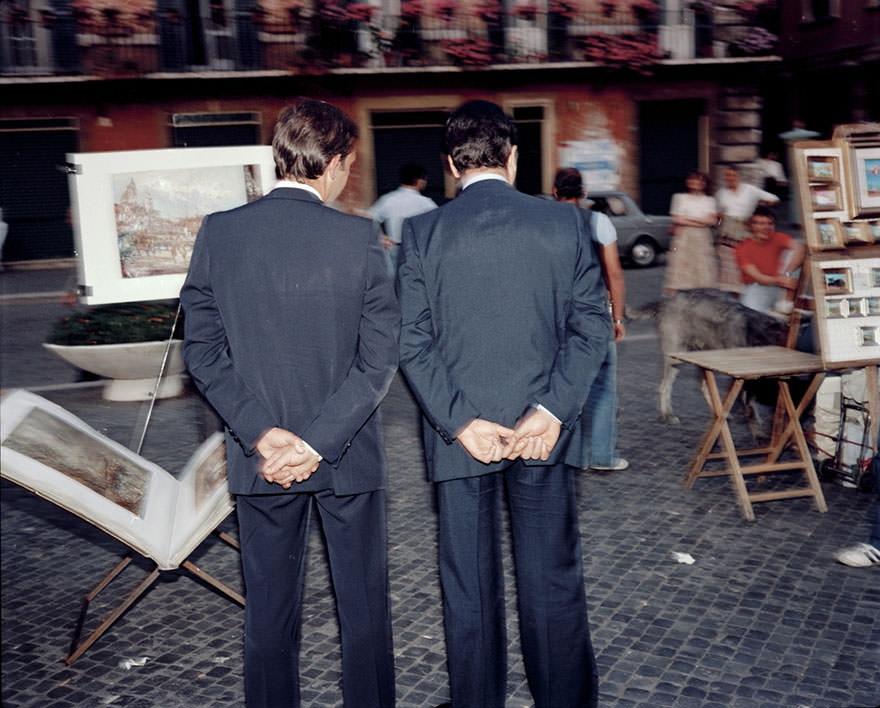 Dazzling Vintage Photos Show Life In 1980s Italy