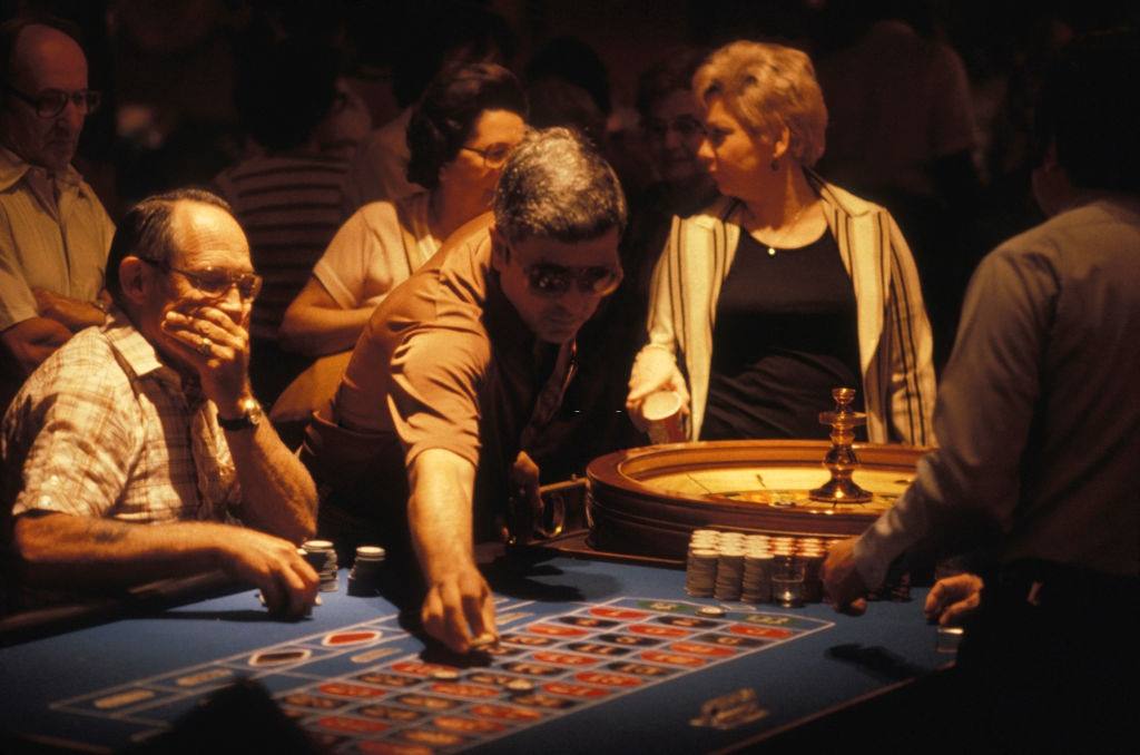 Roulette players in Las Vegas, 1980